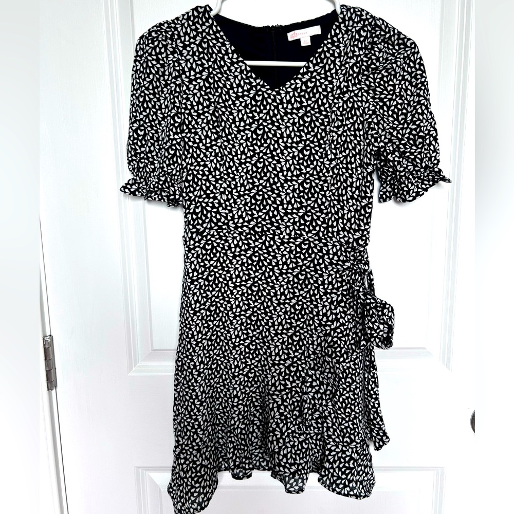 GB Girl’s Dress, Pretty Spring and Summer Dress, Size M, Like New Condition